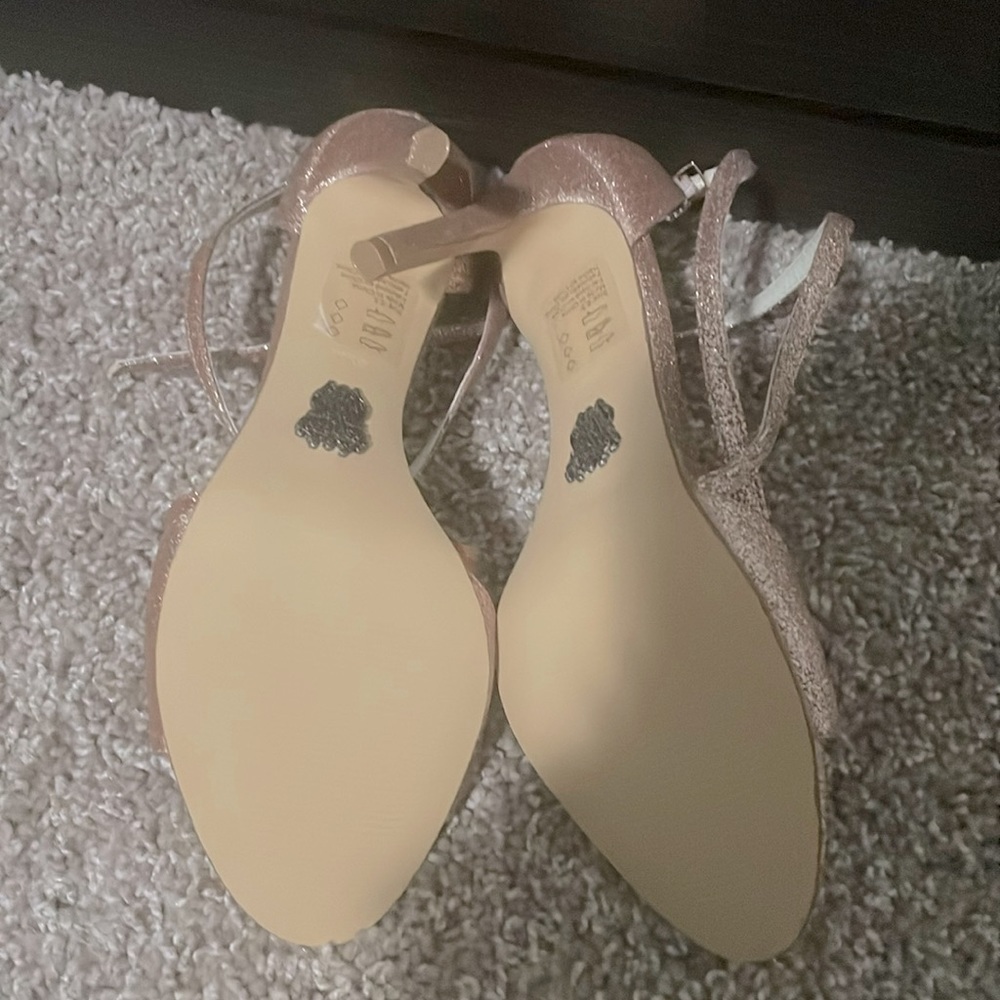 White By Vera Wang Rose Gold Heels - Picture 9 of 10